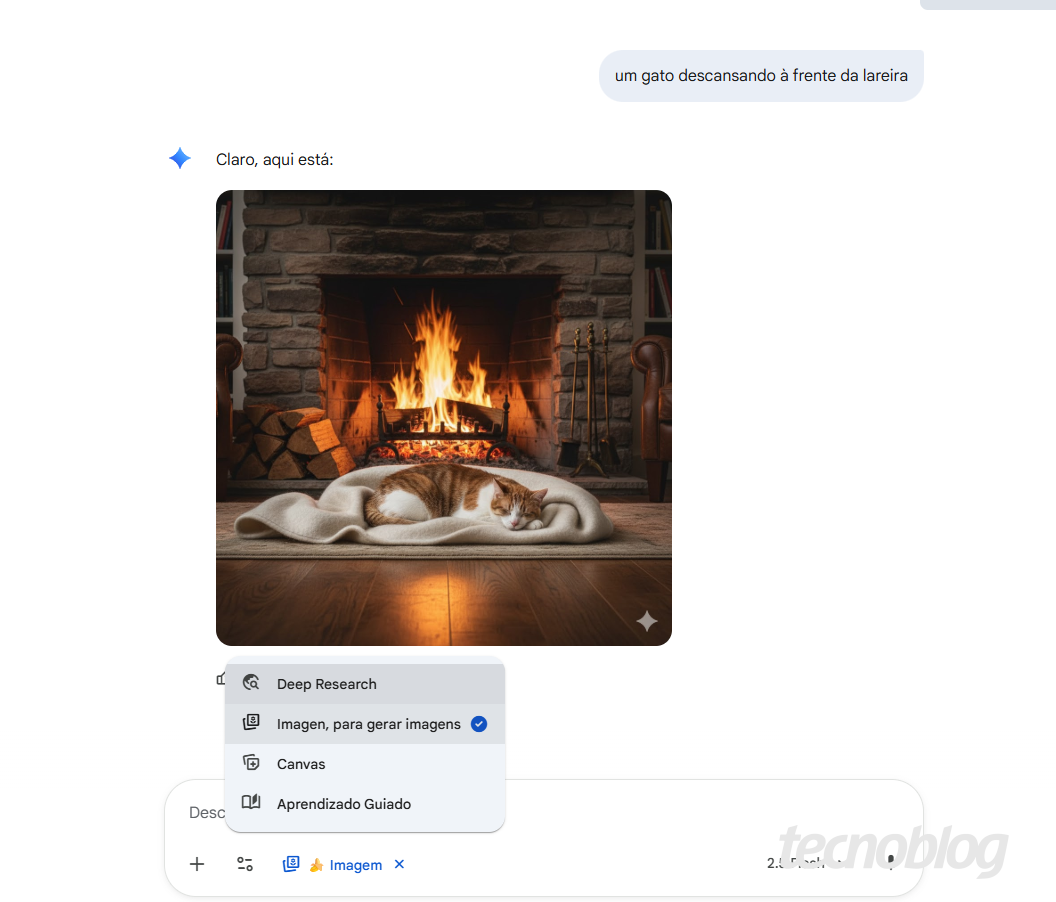 Chatbot do Gemini em modo claro usando a geração de imagem com Nano Banana para gerar uma imagem de um gato na frente de uma lareira