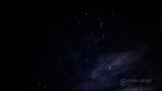 Sem o brilho da Lua, fica fácil enxergar galáxias e outros objetos distantes nessa época