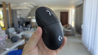 PRO X SUPERLIGHT 2c na cor preta