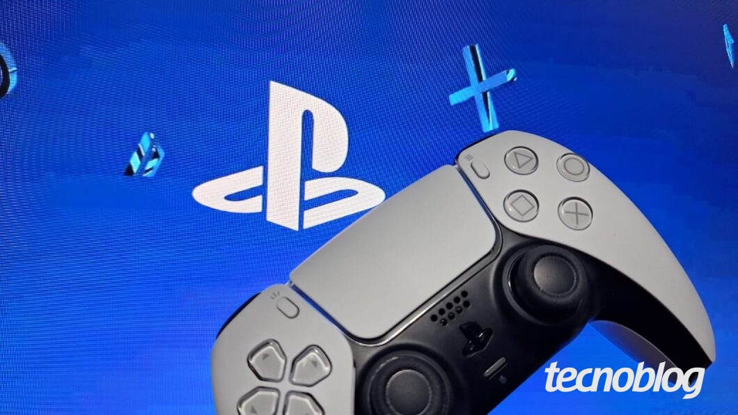 Imagem de um controle do videogame PlayStation 5