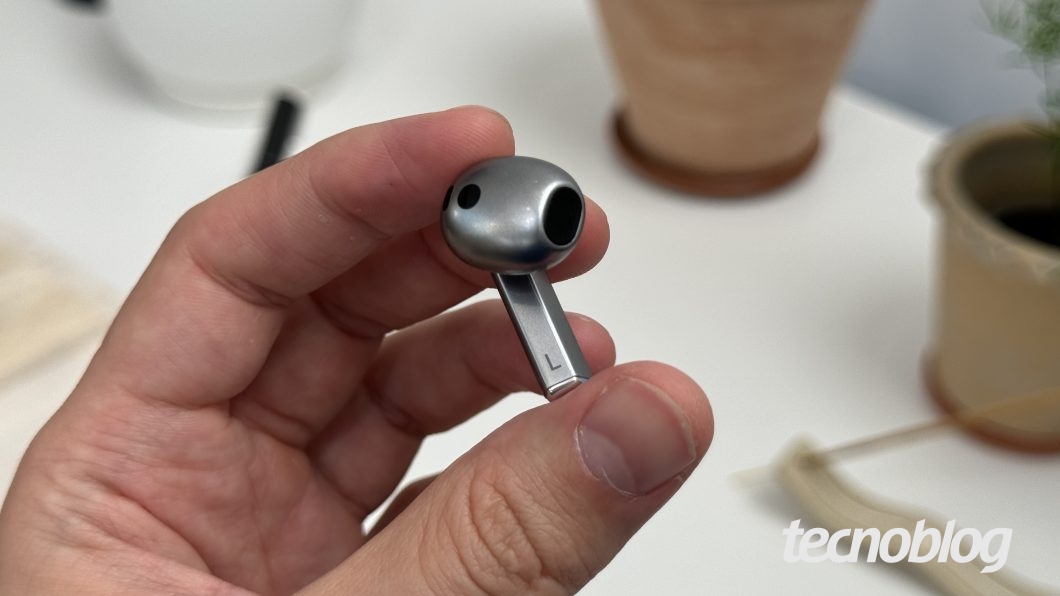 Galaxy Buds 3 Pro (Foto: Thássius Veloso/Tecnoblog)