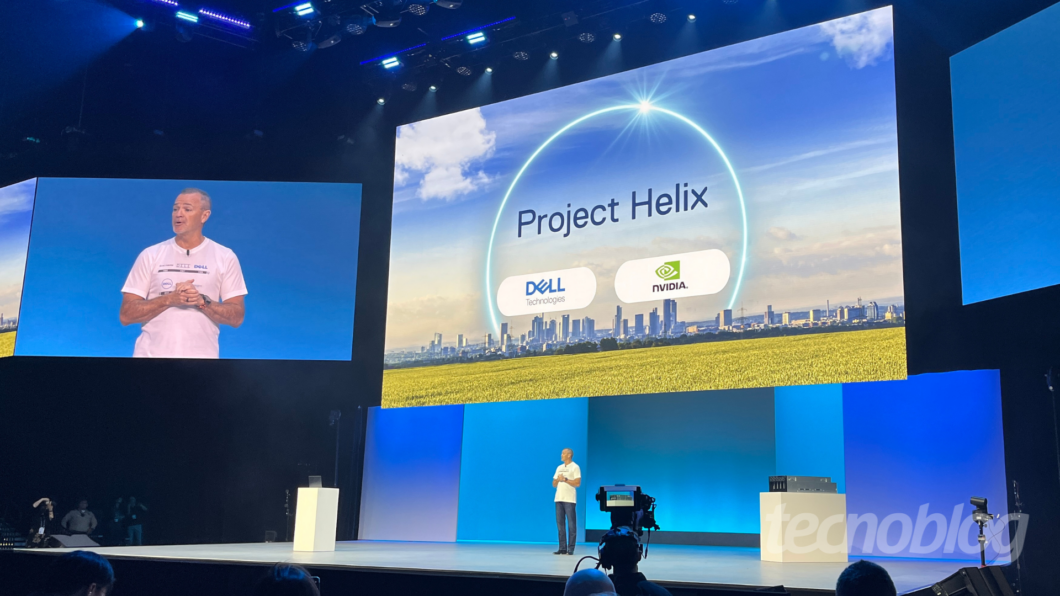 Jeff Clarke, COO da Dell, no palco do Dell World Technologies