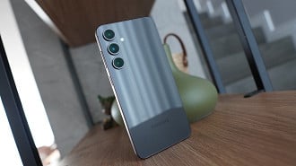 Galaxy S24 FE Galaxy S24 FE