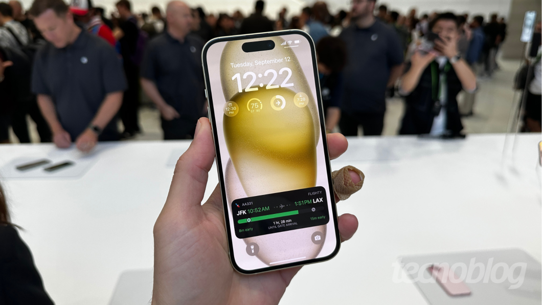 Dynamic Island no iPhone 15 (Imagem: Thássius Veloso / Tecnoblog)