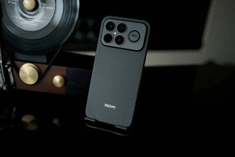 Possível design do POCO F8 Ultra