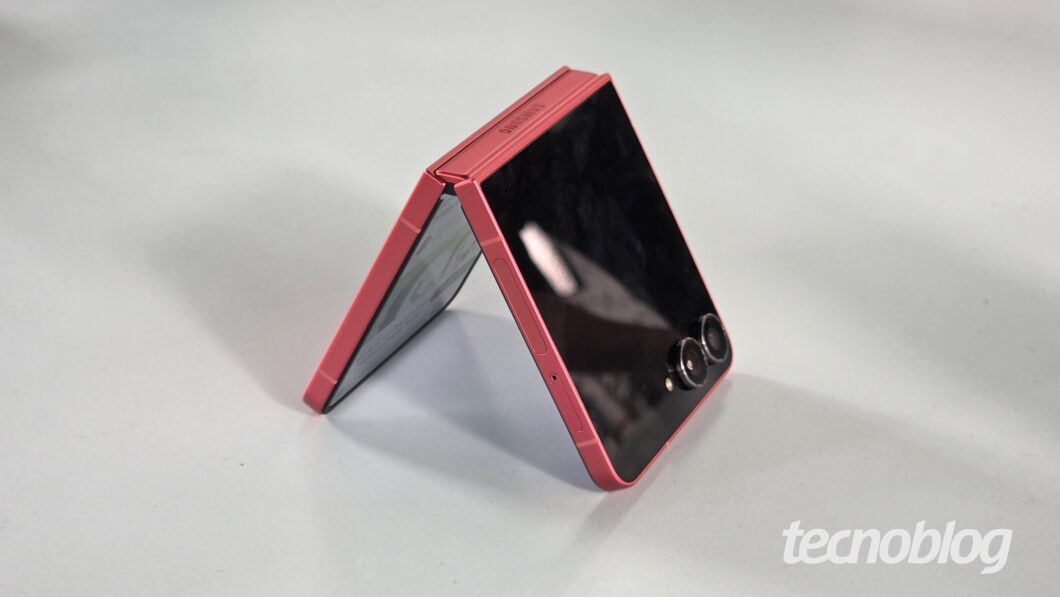 Samsung Galaxy Z Flip 7