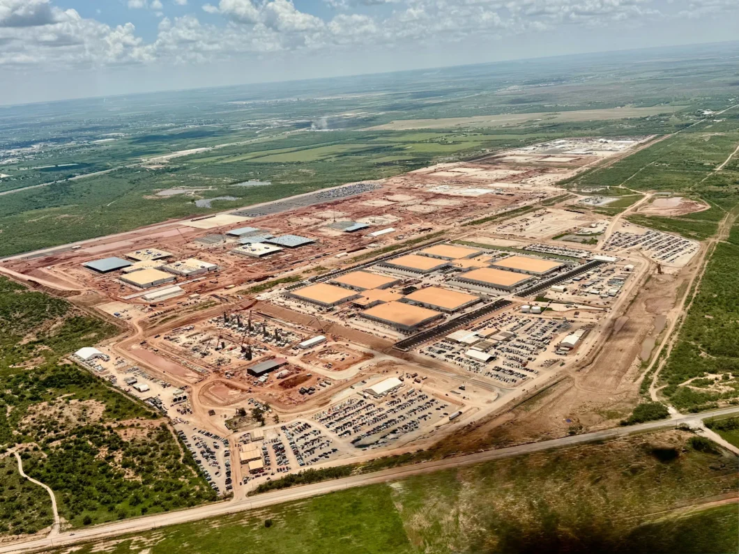 Imagem aérea de um data center nos Estados Unidos