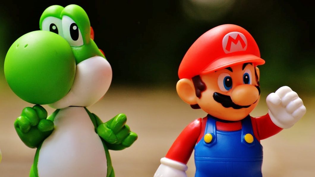 Yoshi e Mario, personagens da Nintendo