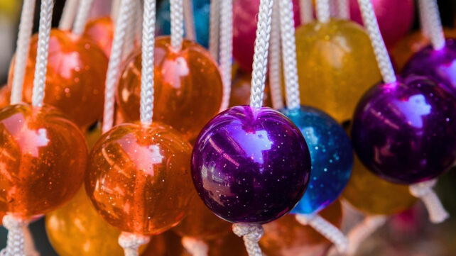 Colored balls on string