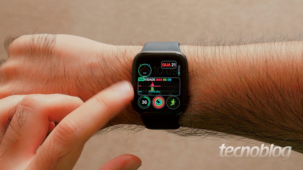 Apple Watch Series 4 (Imagem: Paulo Higa/Tecnoblog)