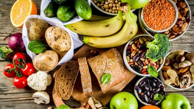 Aerial view of a variety of fresh foods containing fiber