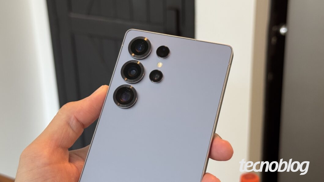 Galaxy S25 Ultra (foto: Thássius Veloso/Tecnoblog)