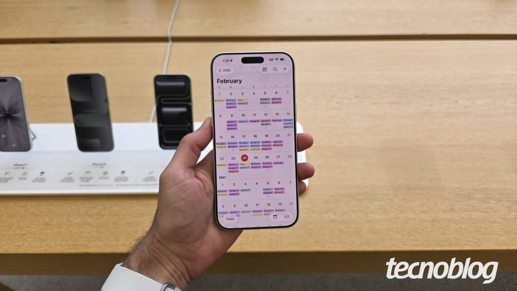 iPhone 17 Pro Max (foto: Thássius Veloso/Tecnoblog)