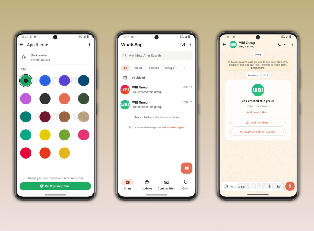 Três smartphones exibem a interface do WhatsApp Plus. No primeiro, o menu "App theme" mostra uma grade com vinte círculos coloridos para personalização, com o verde selecionado. Abaixo, o botão "Get WhatsApp Plus". O segundo aparelho mostra a lista de conversas com elementos em tom coral, como o botão de nova mensagem e notificações. O terceiro exibe um chat com fundo bege claro e detalhes em coral. No topo das telas, lê-se o texto "WABETAINFO" em marca-d'água transparente.