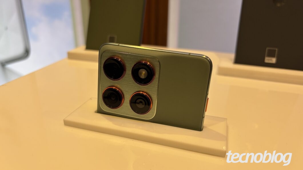 Motorola Edge 70