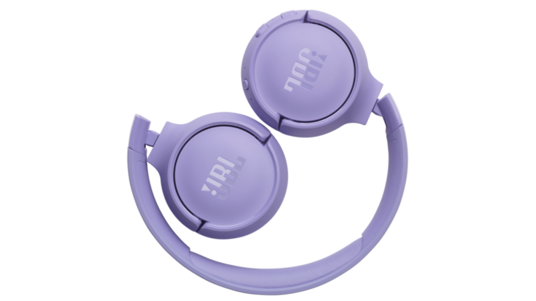 JBL Tune 520BT na cor roxa dobrado