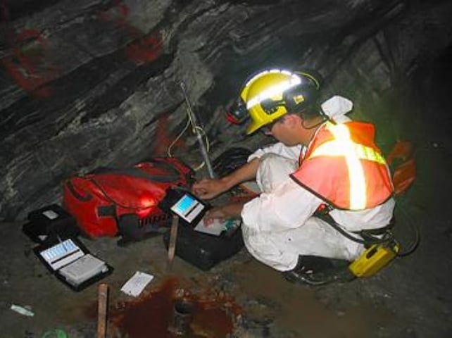 A Massive Natural Hydrogen Source Has Been Discovered in Ancient Canadian Rocks