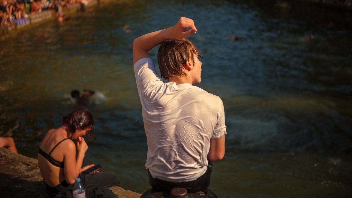 France Records Hottest Day Ever as Europe Swelters in Extreme Heat