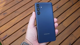 Galaxy M55 não deve receber a One UI 9 com Android 17