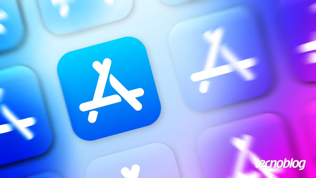 Arte com o ícone azul da App Store em foco. Na parte inferior direita, está o logotipo do "Tecnoblog".