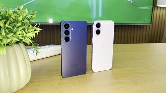 Design S26 vs iPhone 17 Design S26 vs iPhone 17