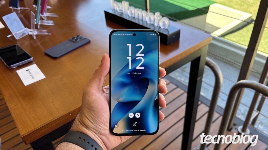 Moto G Max na cor Azul Claro
