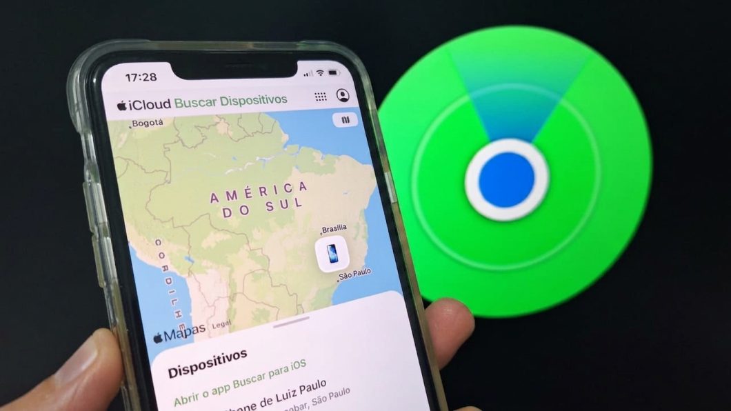 Imagem de um celular com a página do iCloud Buscar Dispositivos