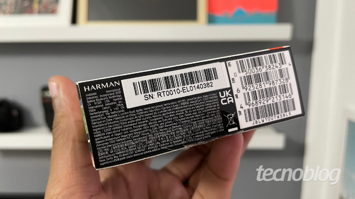 Dados e informações presentes na embalagem original (Imagem: Darlan Helder/Tecnoblog)